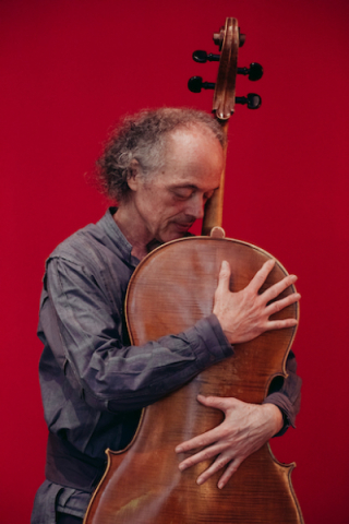 Töne um Vergebung - das französische Cello